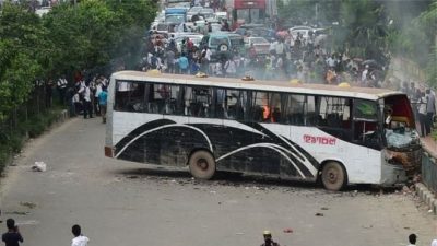 শিক্ষার্থীদের বিক্ষোভে সমর্থন অভিভাবকদের